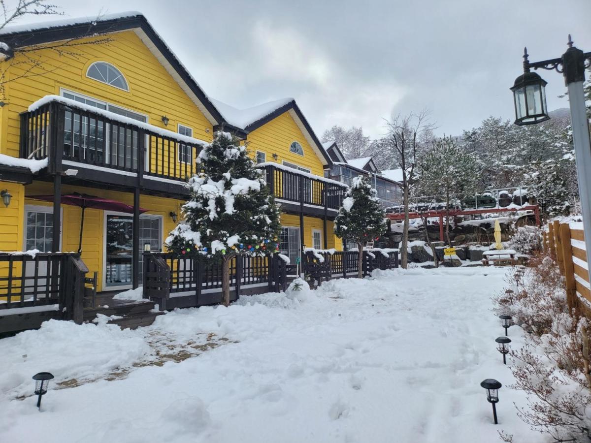 Honey Bear Pension Pyeongchang Exterior photo