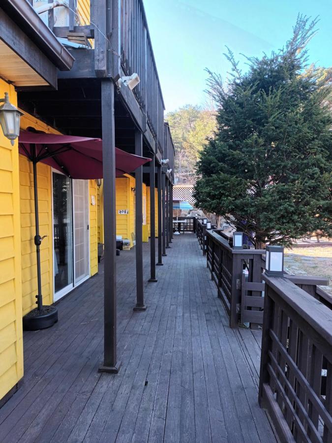 Honey Bear Pension Pyeongchang Exterior photo
